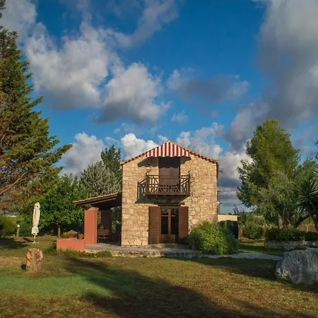 Stone For 5 People In Zakynthos Sarakinadhon